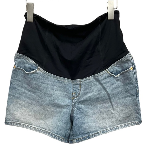 Ingrid & Isabel Pants - Isabel Maternity‎ Crossover Panel Lightwash Denim Short (size 10, 12, and 14)